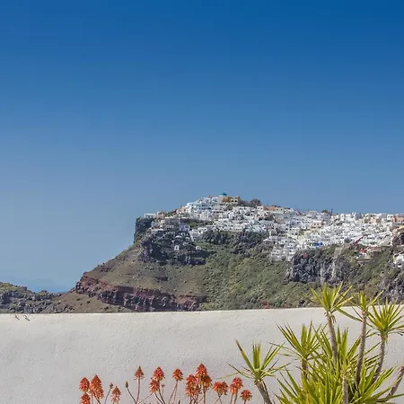 Stilvi * Fira (Santorini)