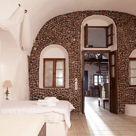 Holiday home Stilvi Fira (Santorini)